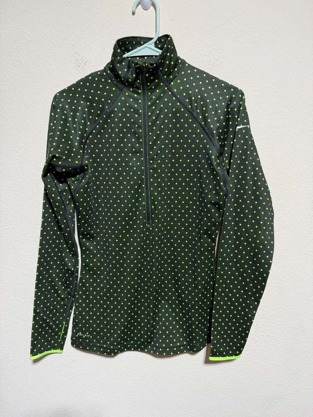 Nike Pro Dri-FIT Women's Half-Zip Polka Dot Long Sleeve Active Pullover
